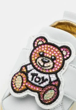 MOSCHINO UNISEX - First Shoes - White/gold -MOSCHINO SHOP d8e715e83fa14c76b7f7b55d0c4f9b25