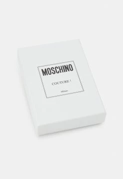 MOSCHINO WALLET - Wallet - White -MOSCHINO SHOP e2153aee809c43b3bcaef96f75b54ae5