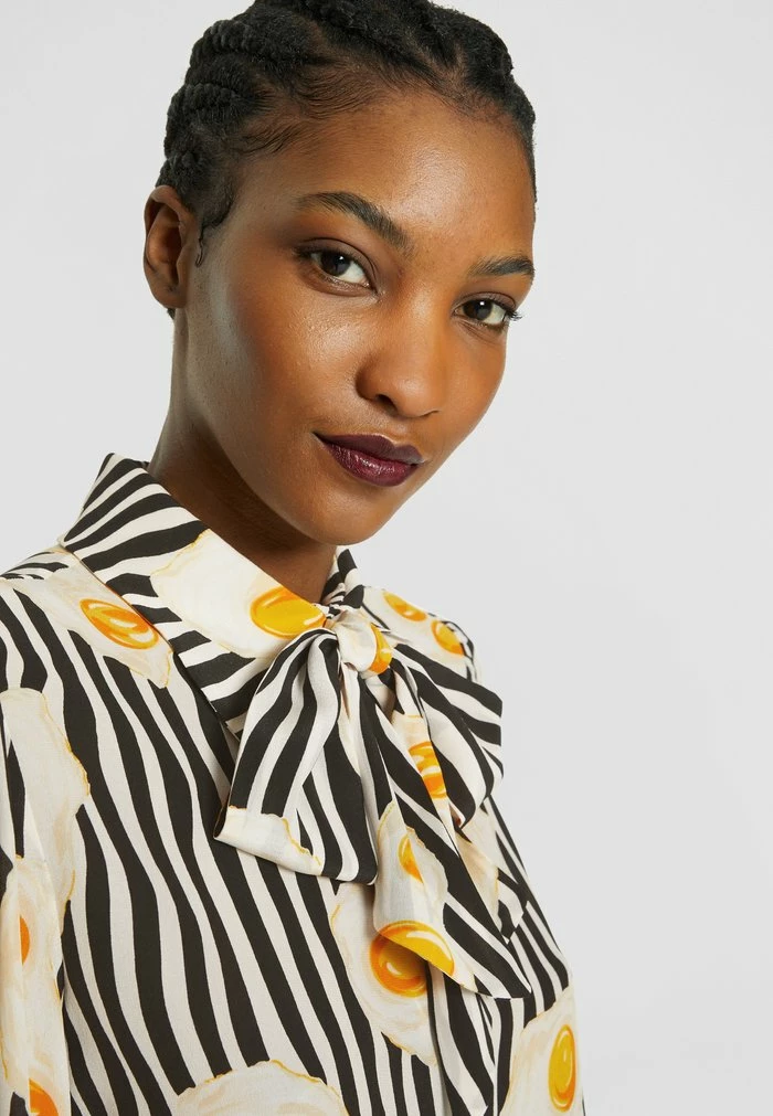 MOSCHINO ALL OVER EGG - Button-down Blouse - Black 7 MOSCHINO ALL OVER EGG - Button-down Blouse - Black - Image 7