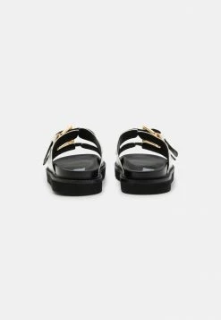 MOSCHINO BUCKLE - Mules - Bianco 8 MOSCHINO BUCKLE - Mules - Bianco -MOSCHINO SHOP f70f2e65ff3d4ba7bc813da651f05ea3