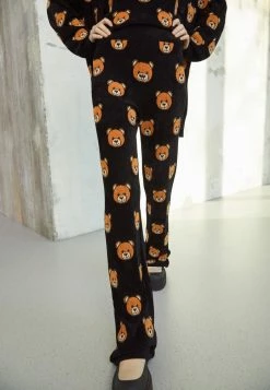 MOSCHINO INTARSIA BEAR - Trousers - Fantasy Black 11 MOSCHINO INTARSIA BEAR - Trousers - Fantasy Black -MOSCHINO SHOP faa3e7b2cbef41b7b4b18512c7ef6077